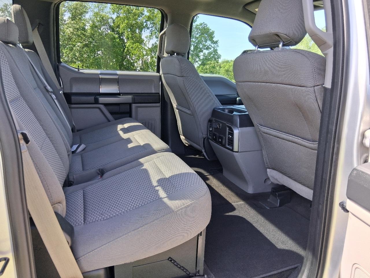 Ford Super Duty F-350 SRW King Ranch 4WD Crew Cab 8' Box 2017