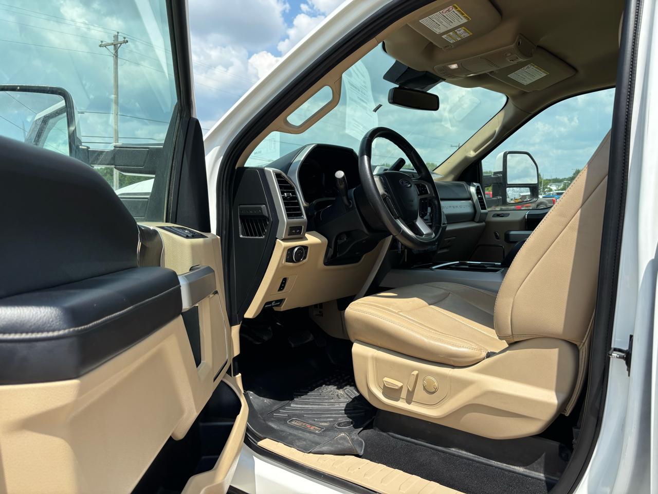 Ford Super Duty F-250 SRW 4WD Crew Cab 156" Lariat 2020