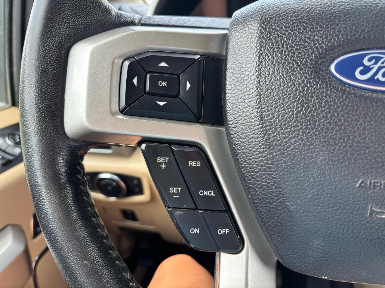 Ford Super Duty F-250 SRW 4WD Crew Cab 156" Lariat 2020