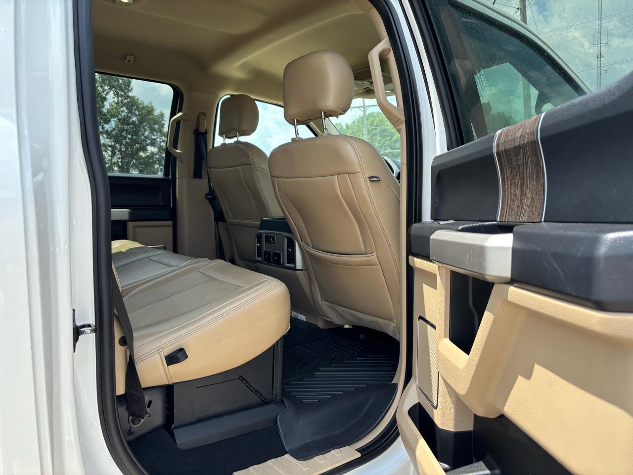 Ford Super Duty F-250 SRW 4WD Crew Cab 156" Lariat 2020