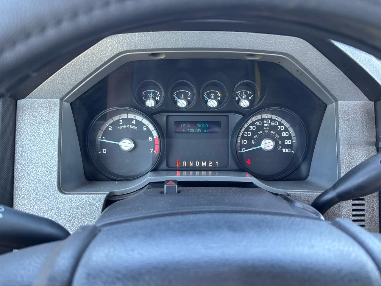 Ford Super Duty F-350 DRW 4WD Reg Cab 141" WB 60" CA XLT 2014