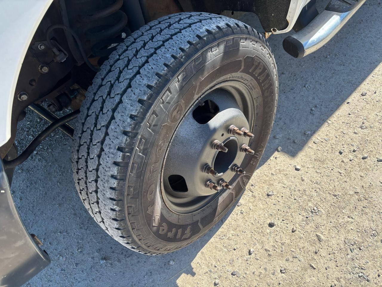Ford Super Duty F-350 DRW 4WD Reg Cab 141" WB 60" CA XLT 2014