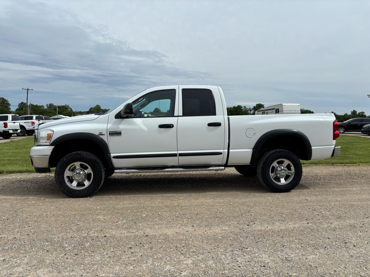 Dodge Ram 2500 4WD Quad Cab 140.5" SLT 2007