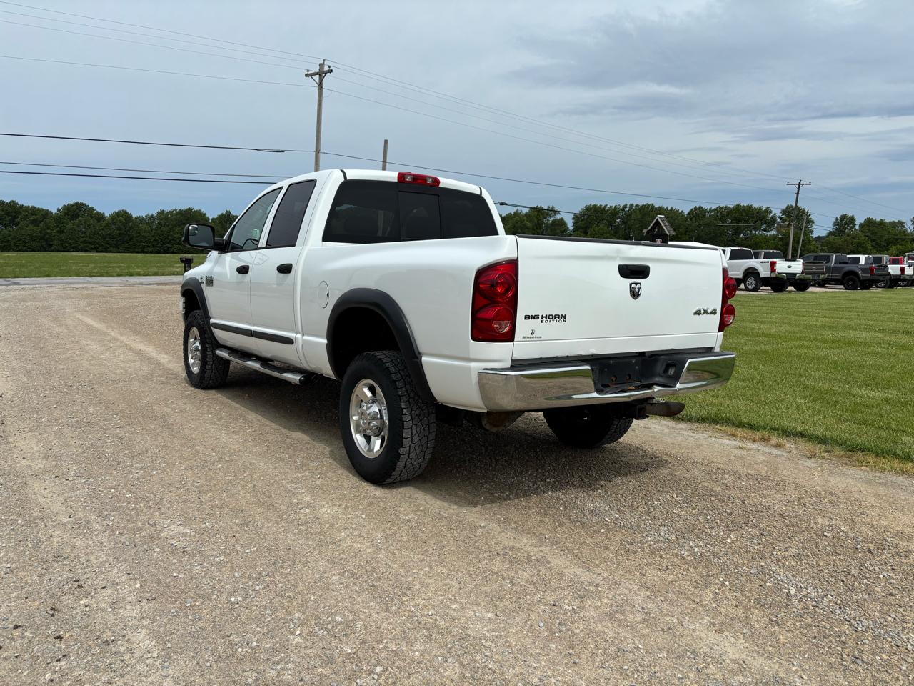 Dodge Ram 2500 4WD Quad Cab 140.5" SLT 2007
