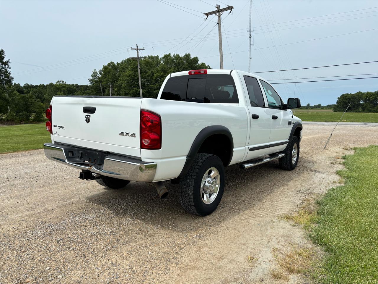 Dodge Ram 2500 4WD Quad Cab 140.5" SLT 2007
