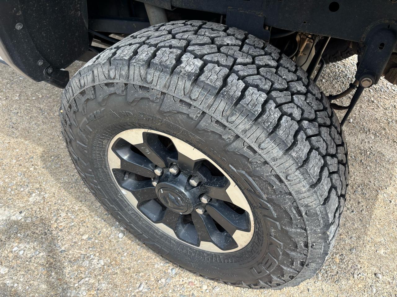 RAM 2500 Tradesman 4x4 Crew Cab 6'4" Box 2021