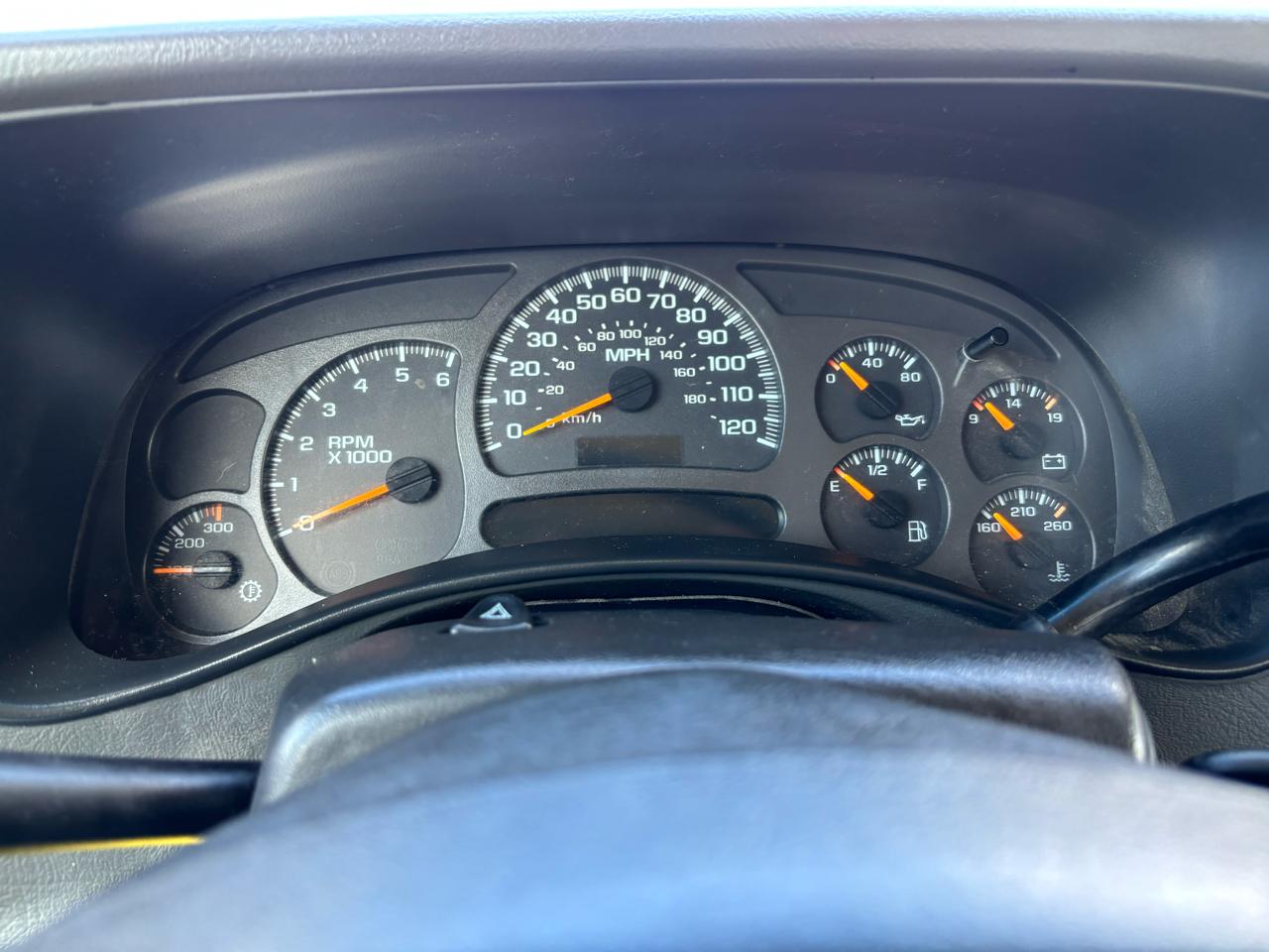 Chevrolet Silverado 2500 Ext Cab 143.5" WB C6P 4WD LS 2004