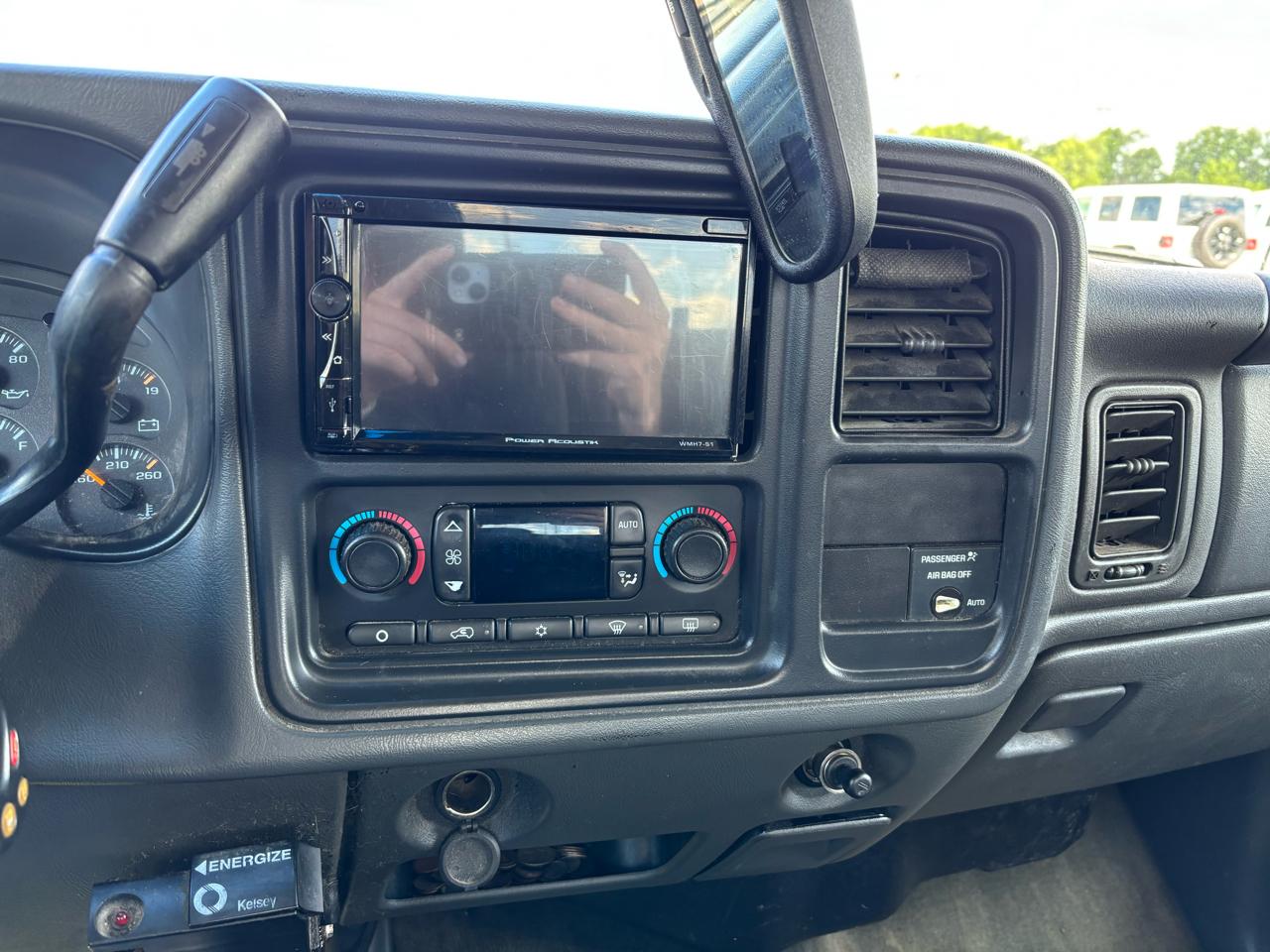 Chevrolet Silverado 2500 Ext Cab 143.5" WB C6P 4WD LS 2004