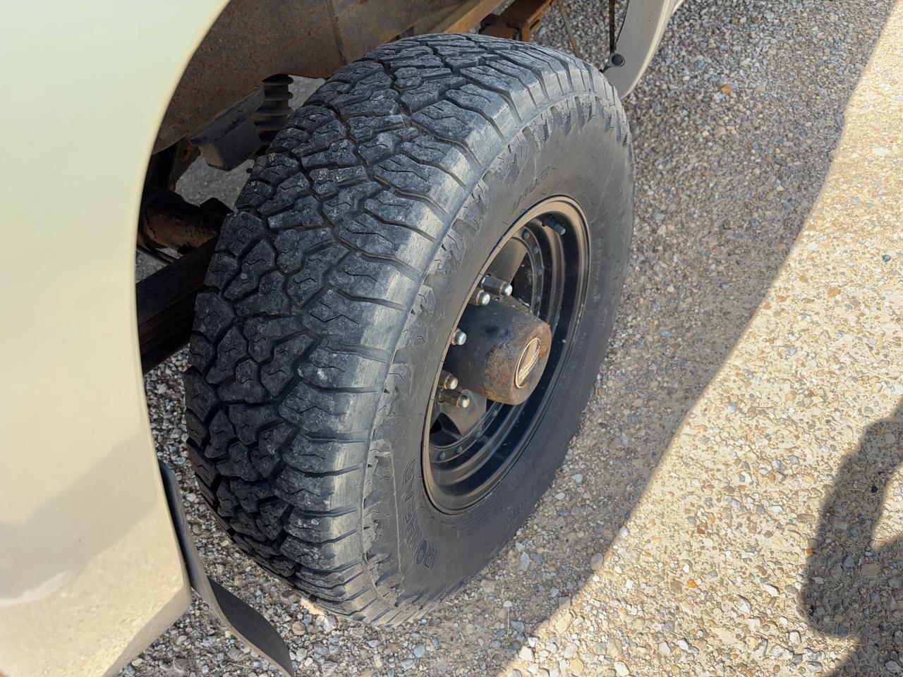 Chevrolet Silverado 2500 Ext Cab 143.5" WB C6P 4WD LS 2004