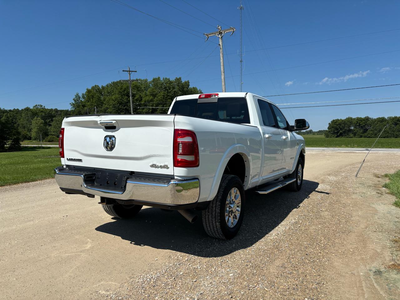 RAM 2500 Laramie 4x4 Crew Cab 6'4" Box 2022