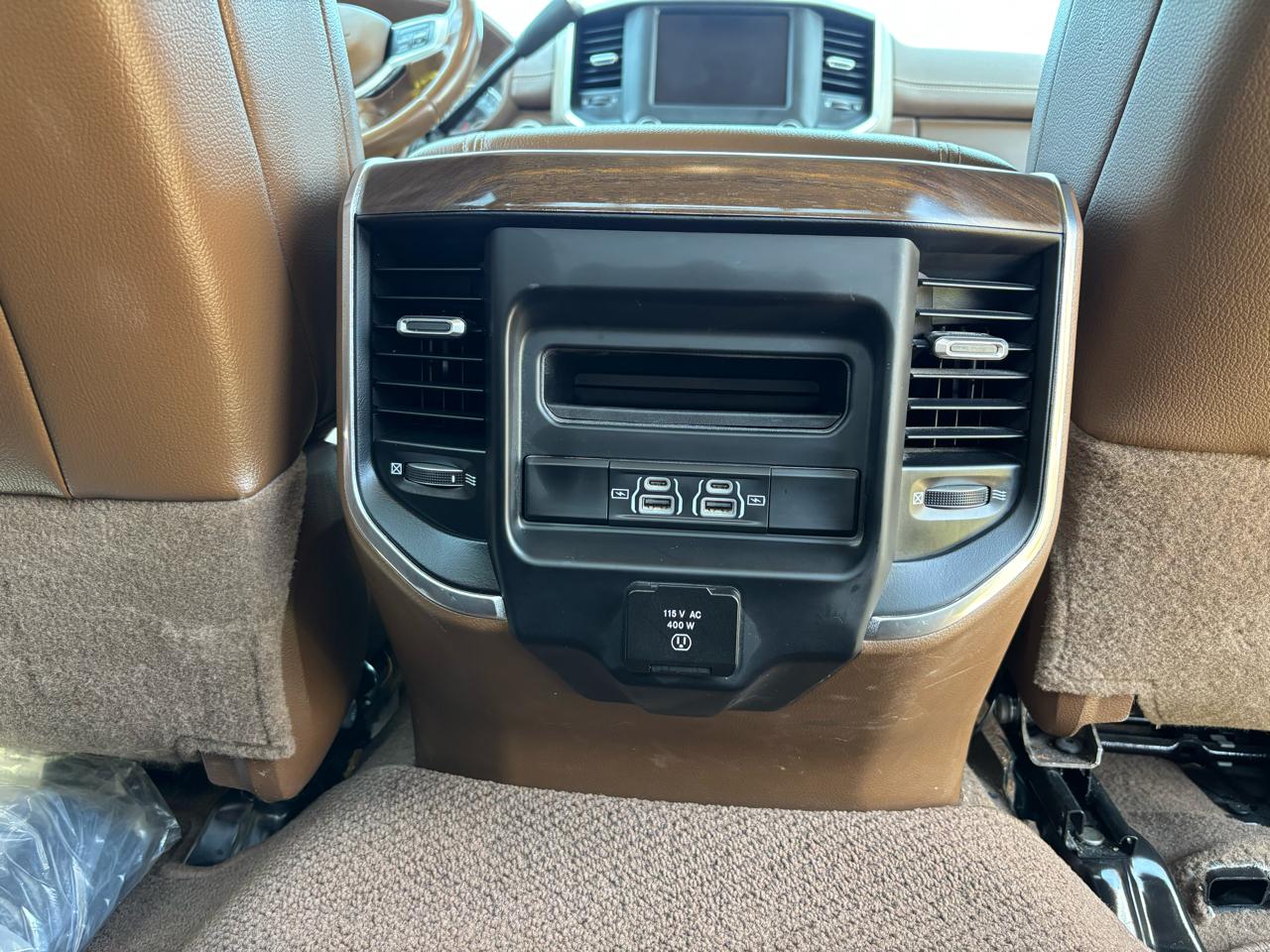 RAM 2500 Laramie 4x4 Crew Cab 6'4" Box 2022