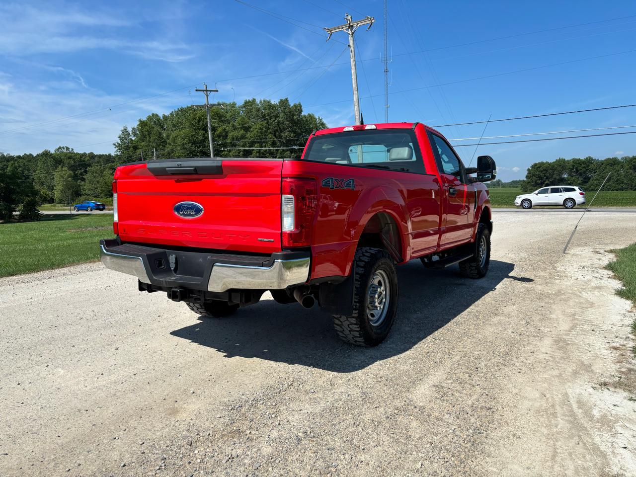 Ford Super Duty F-250 SRW XLT 4WD Reg Cab 8' Box 2019