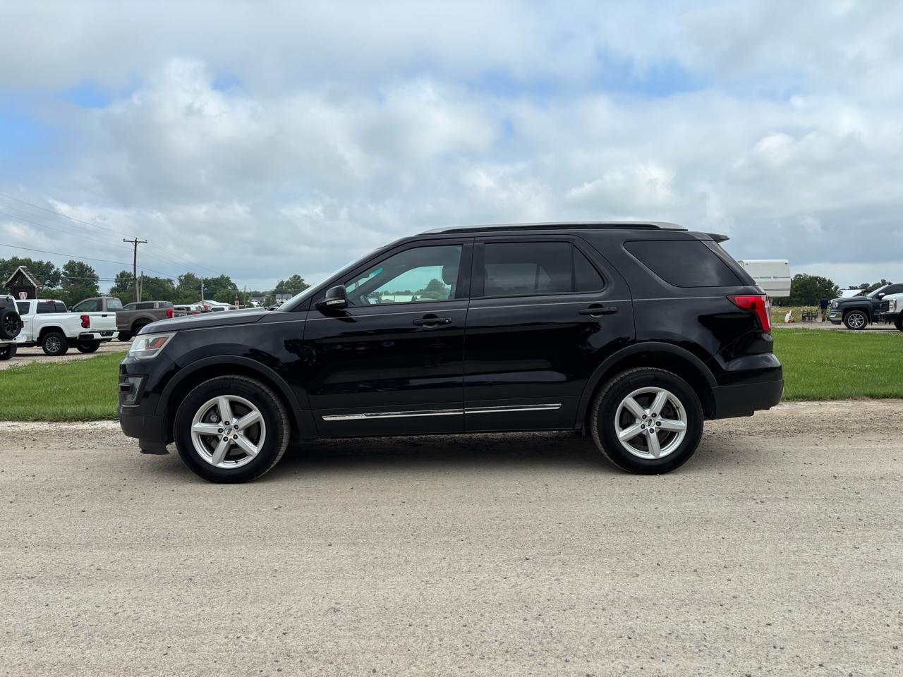 Ford Explorer 4WD 4dr XLT 2016