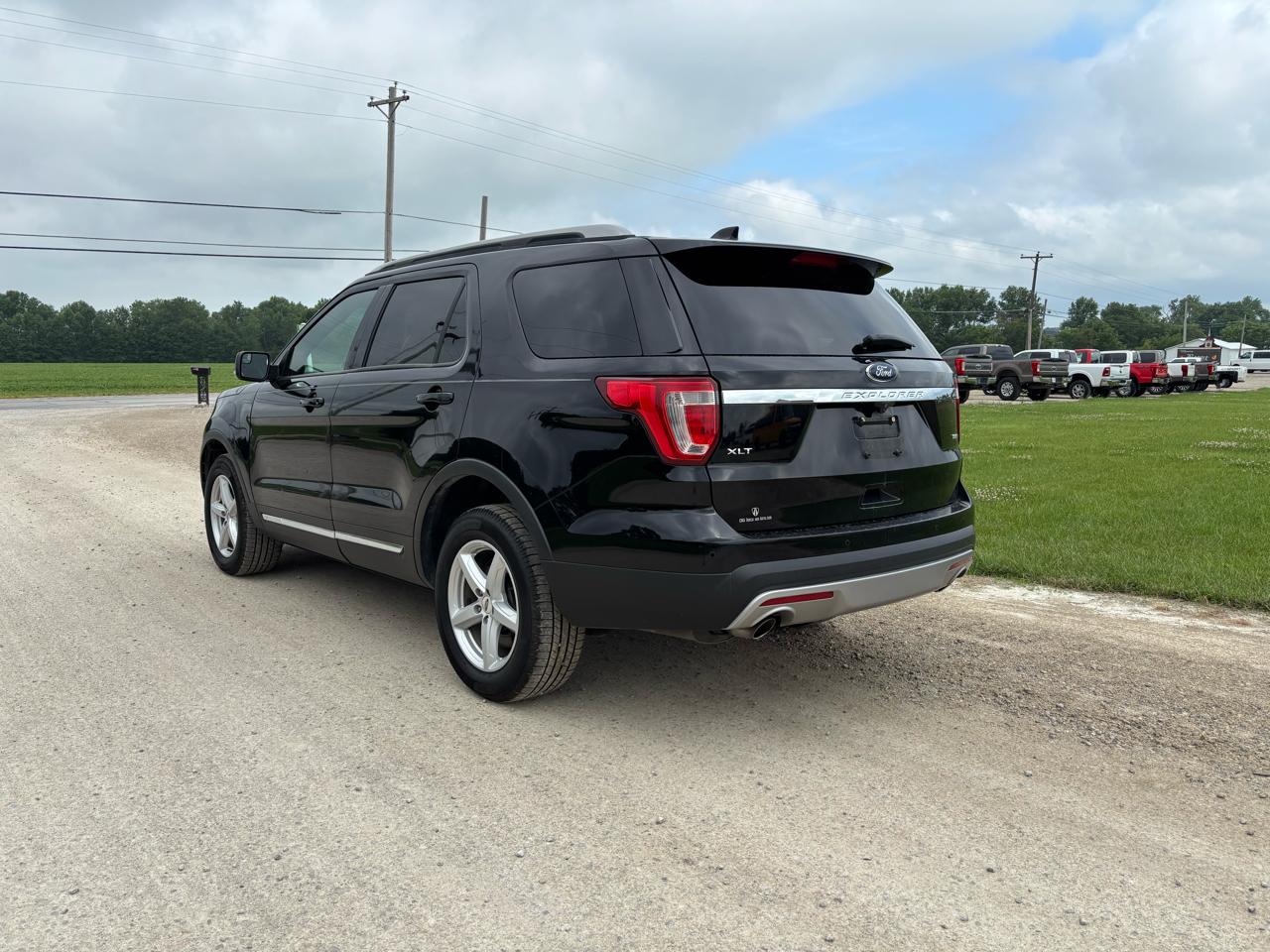 Ford Explorer 4WD 4dr XLT 2016