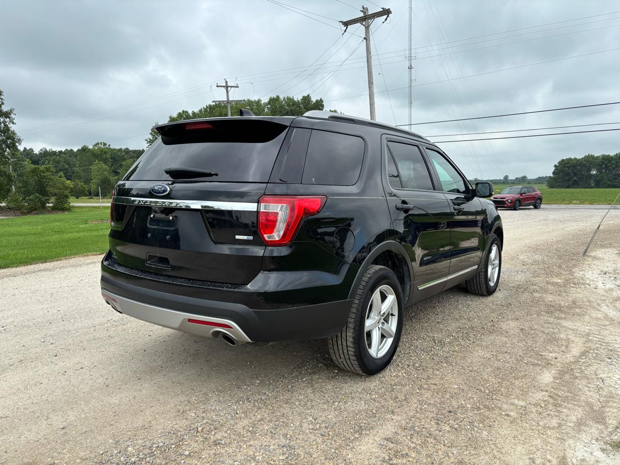 Ford Explorer 4WD 4dr XLT 2016