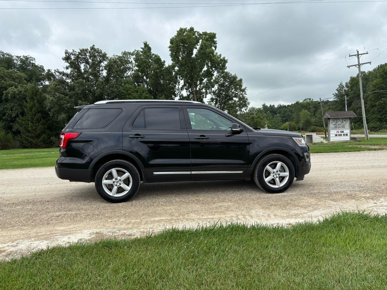 Ford Explorer 4WD 4dr XLT 2016