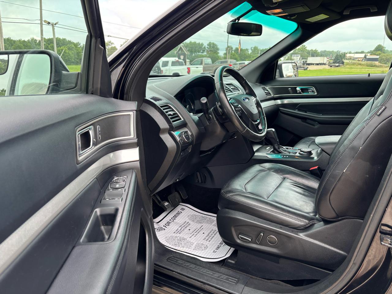 Ford Explorer 4WD 4dr XLT 2016