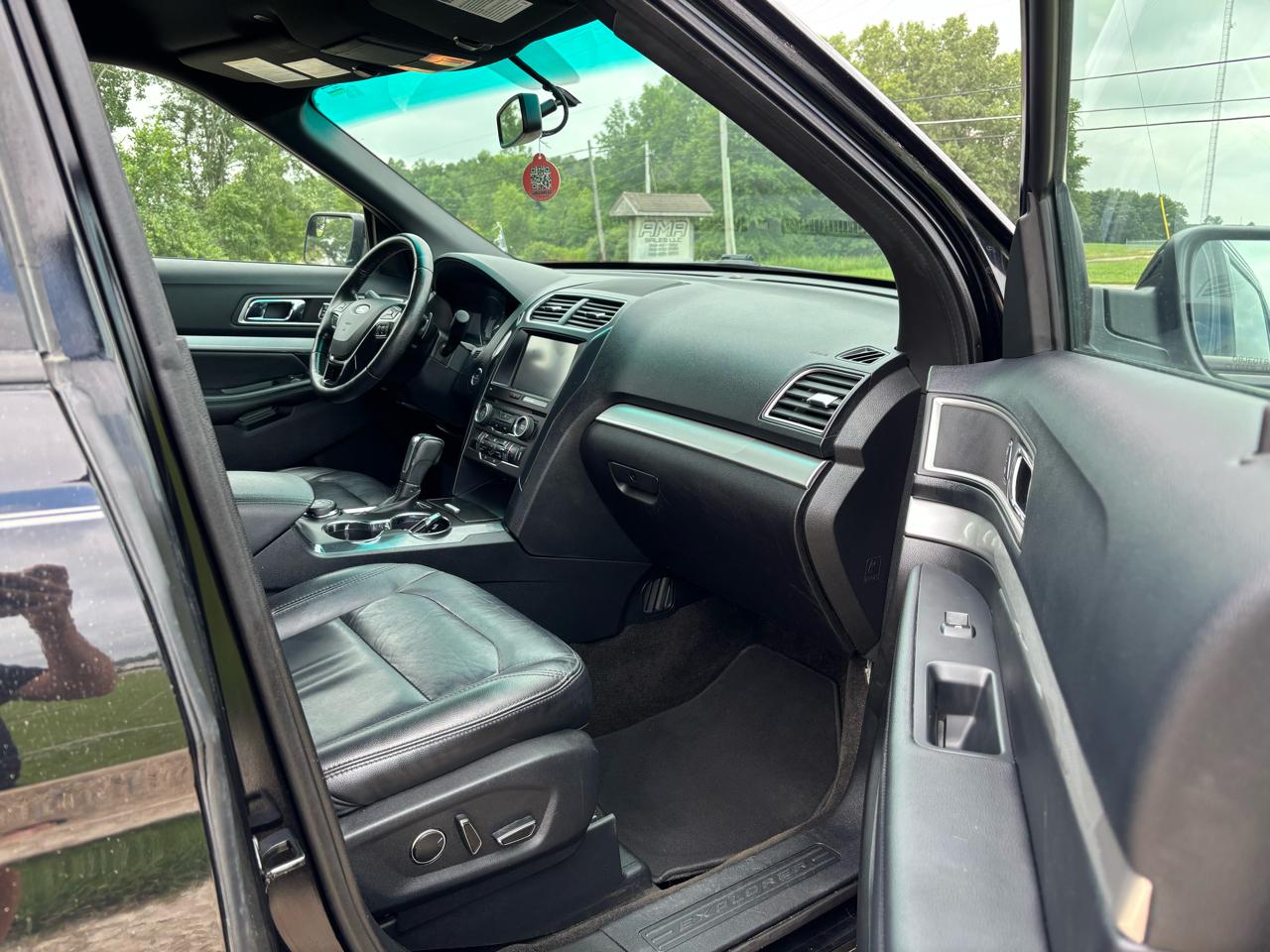 Ford Explorer 4WD 4dr XLT 2016