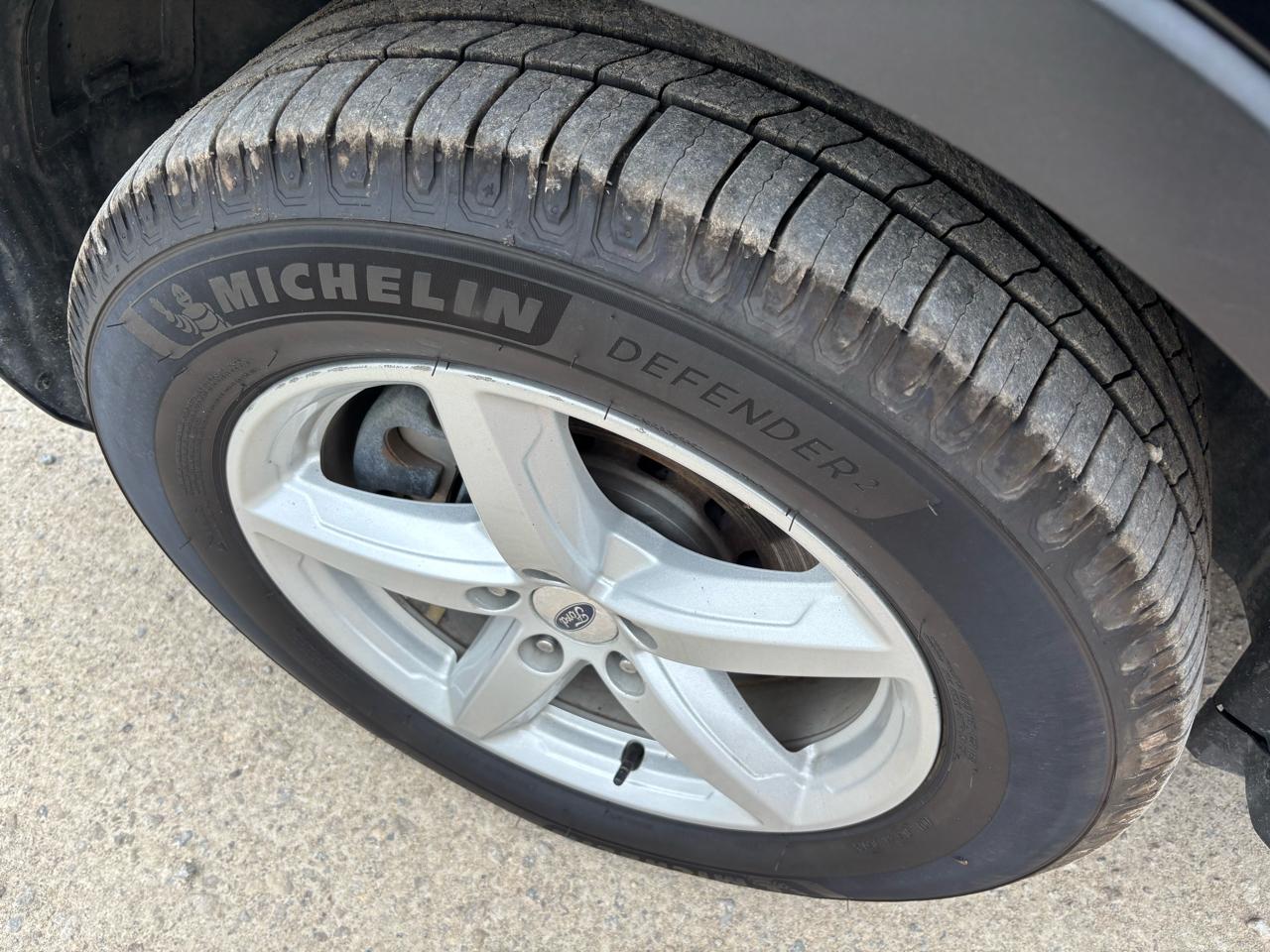 Ford Explorer 4WD 4dr XLT 2016