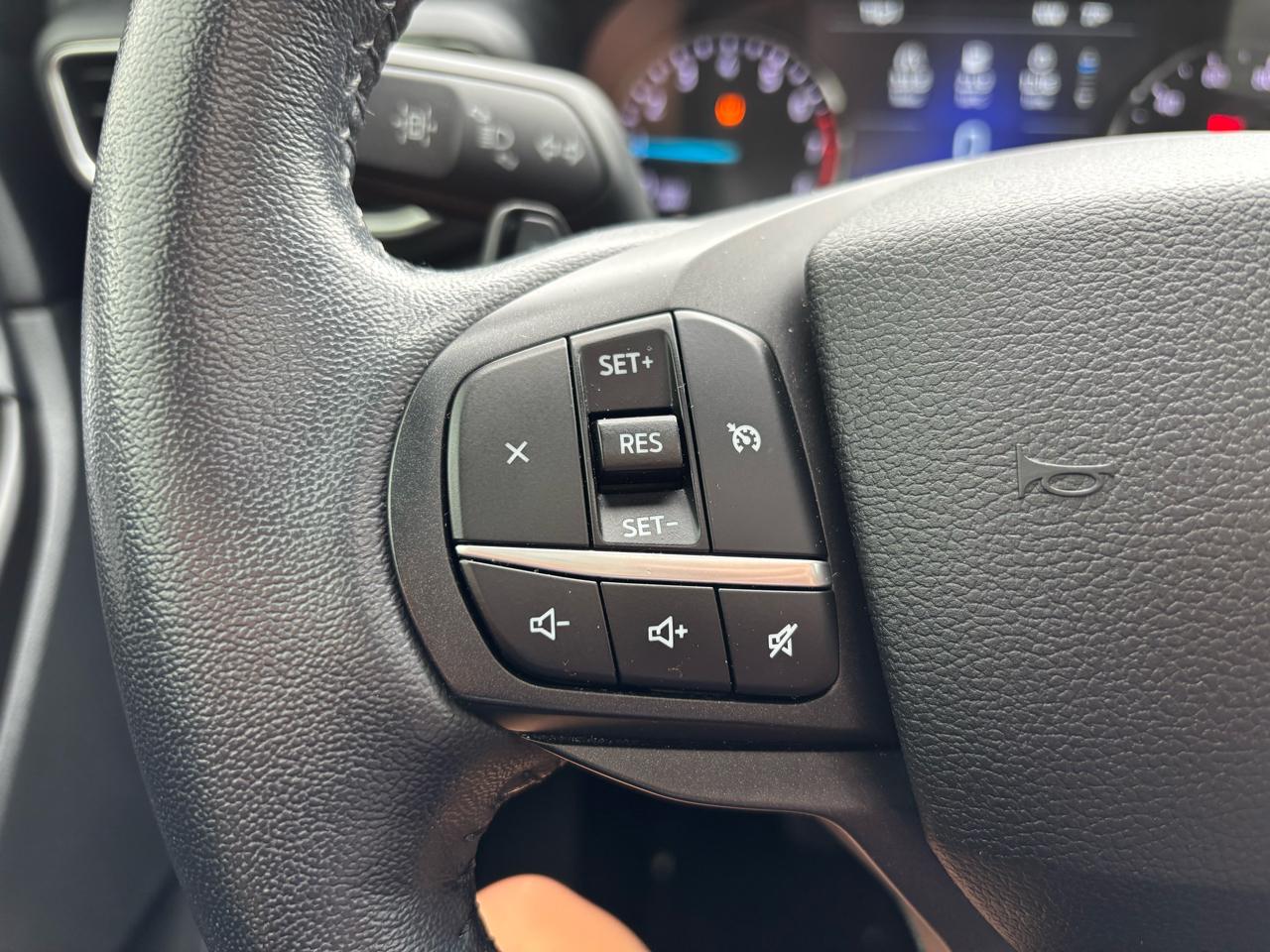 Ford Explorer XLT 4WD 2020