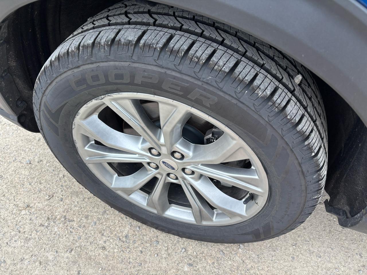 Ford Explorer XLT 4WD 2020