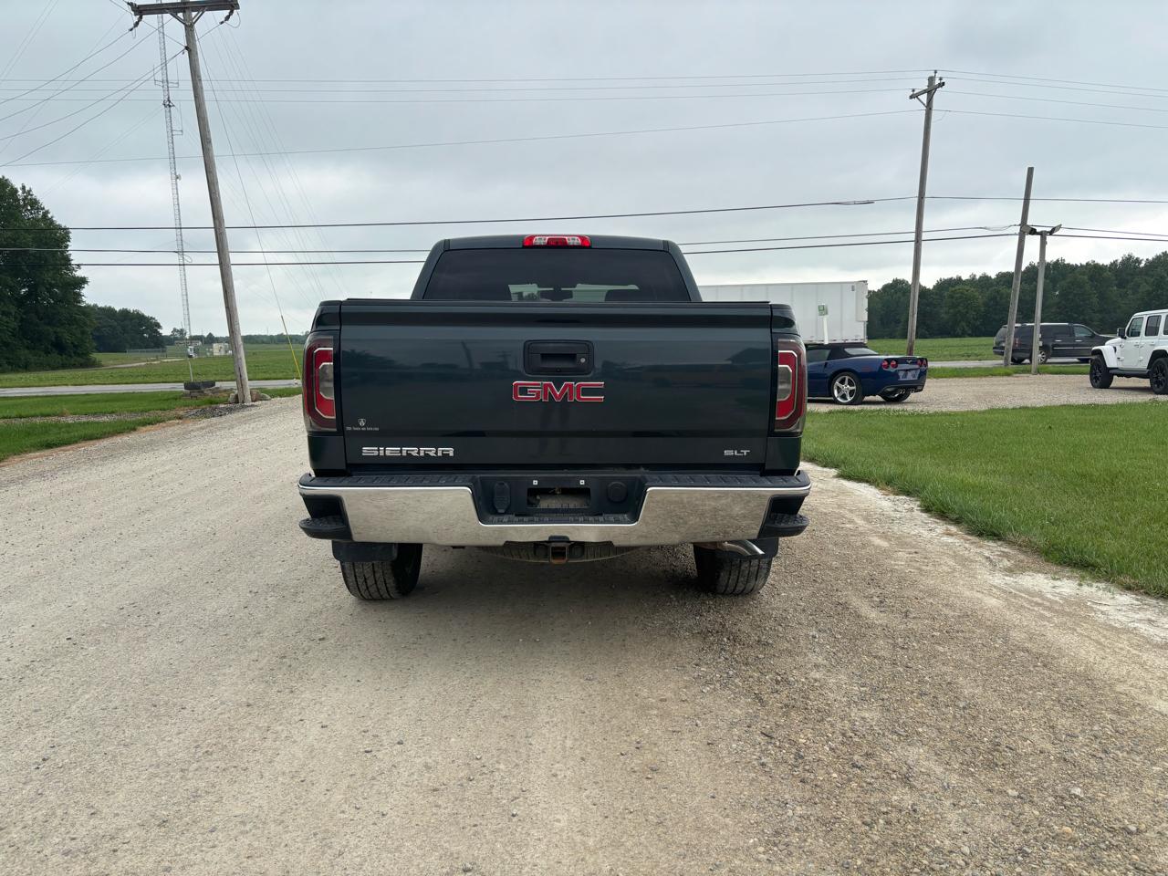 GMC Sierra 1500 4WD Crew Cab 143.5" SLT 2017