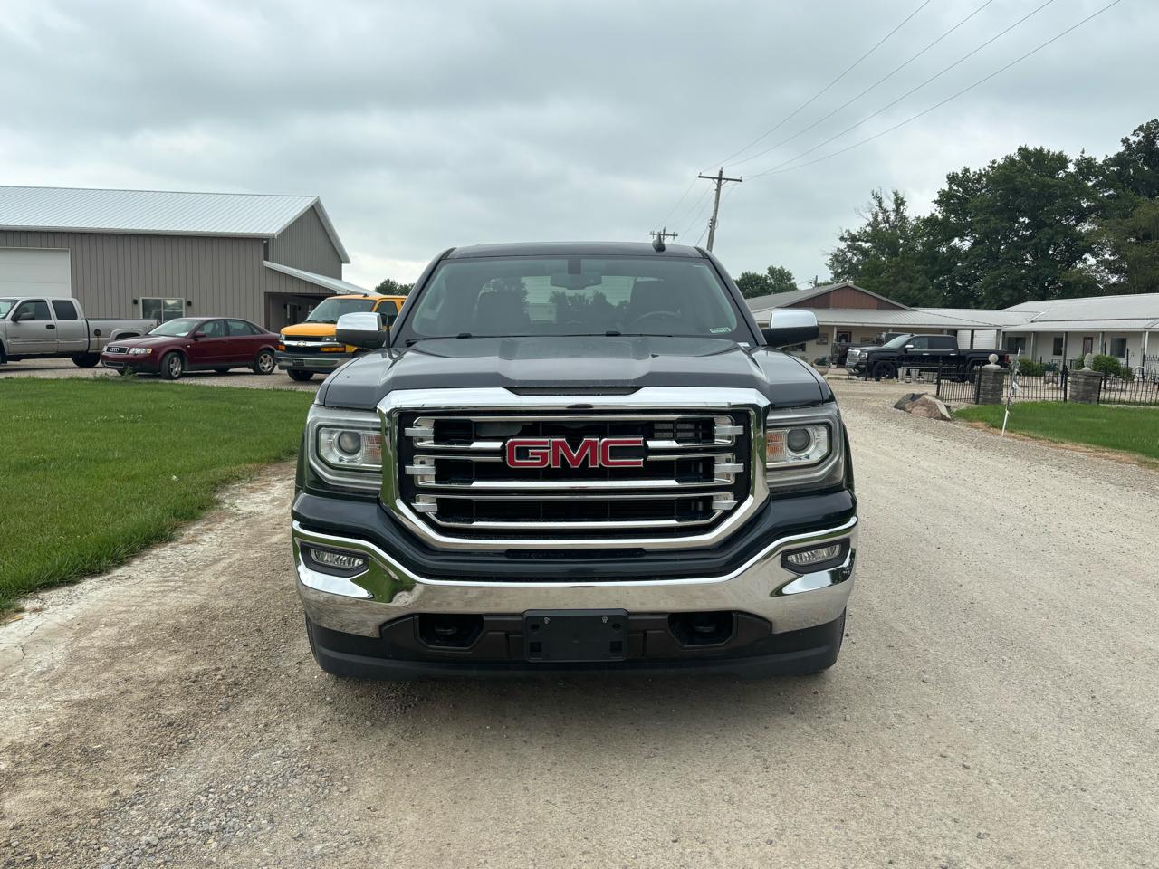 GMC Sierra 1500 4WD Crew Cab 143.5" SLT 2017