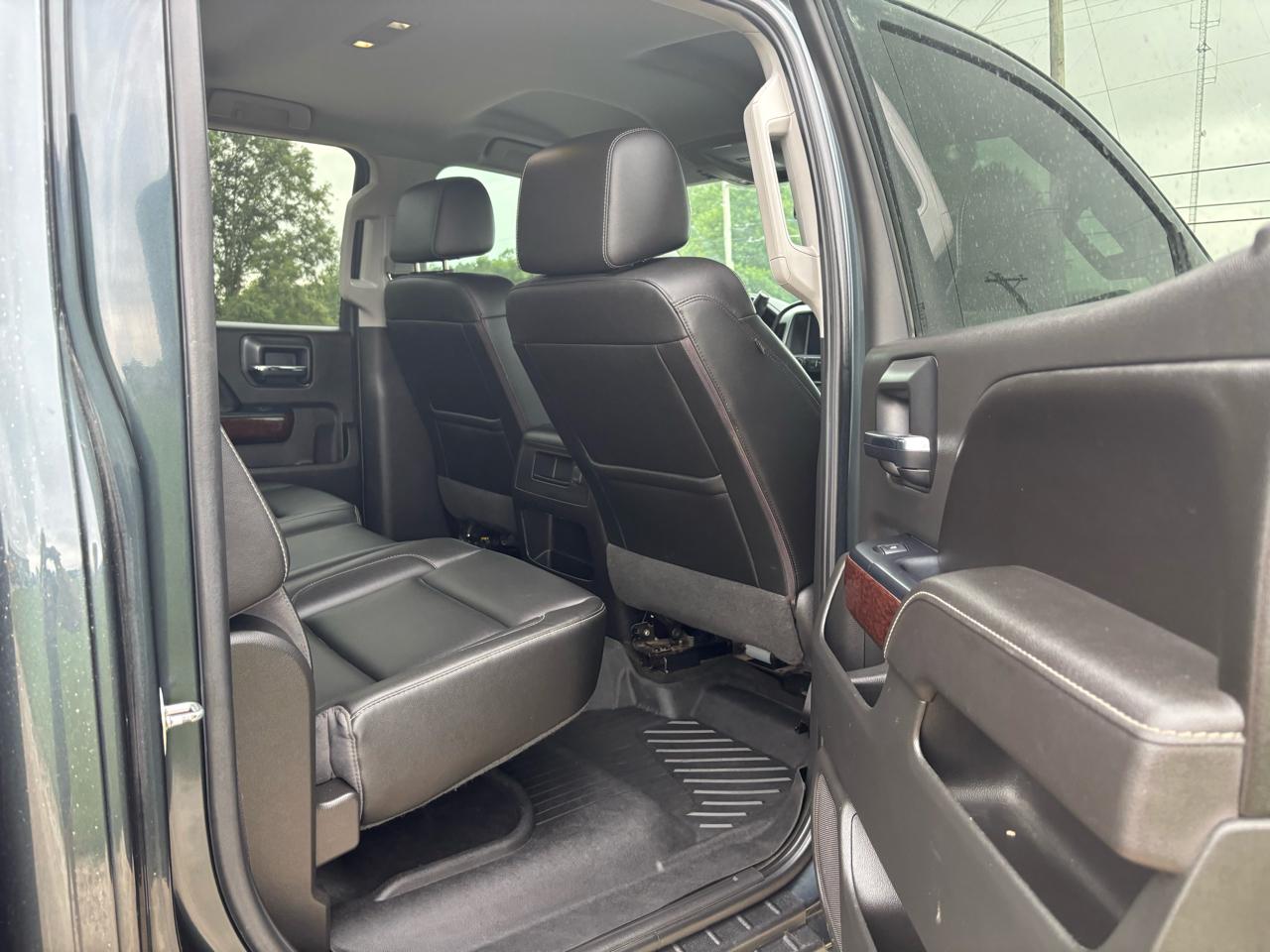 GMC Sierra 1500 4WD Crew Cab 143.5" SLT 2017