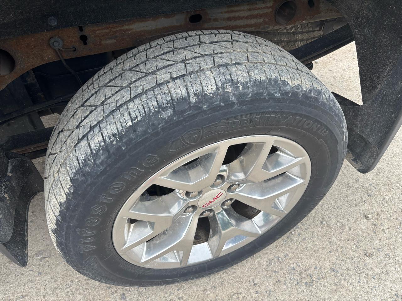 GMC Sierra 1500 4WD Crew Cab 143.5" SLT 2017