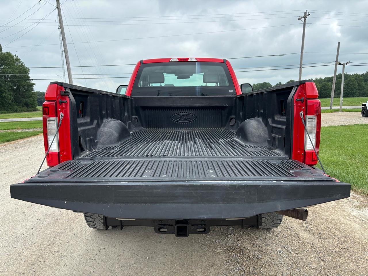 Ford Super Duty F-250 SRW XLT 4WD Reg Cab 8' Box 2019