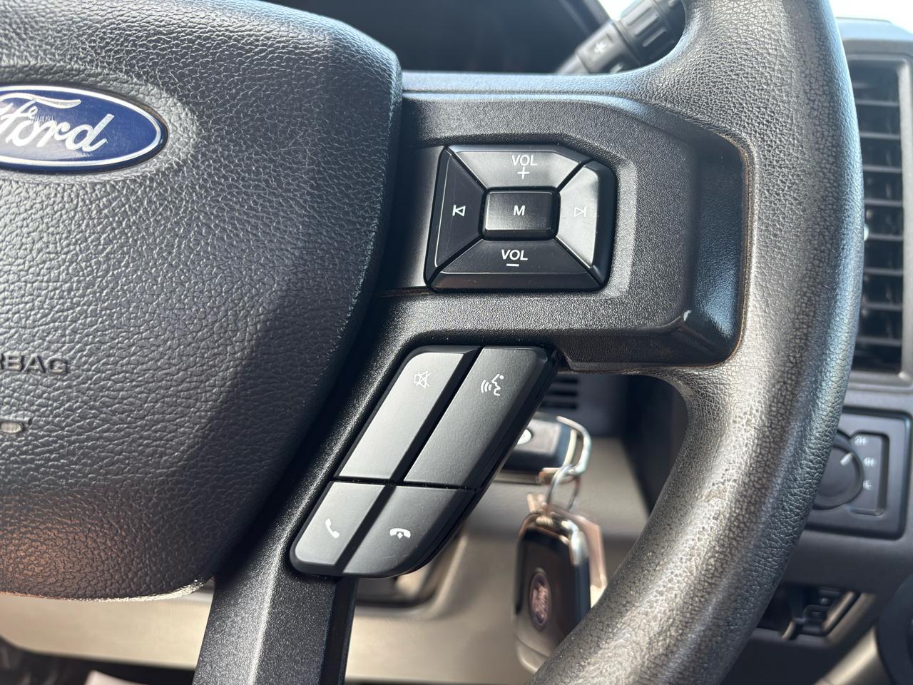 Ford Super Duty F-250 SRW XLT 4WD Reg Cab 8' Box 2019