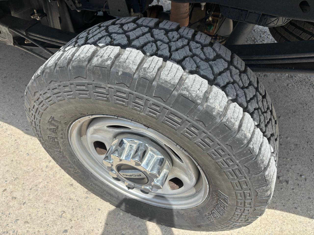 Ford Super Duty F-250 SRW XLT 4WD Reg Cab 8' Box 2019
