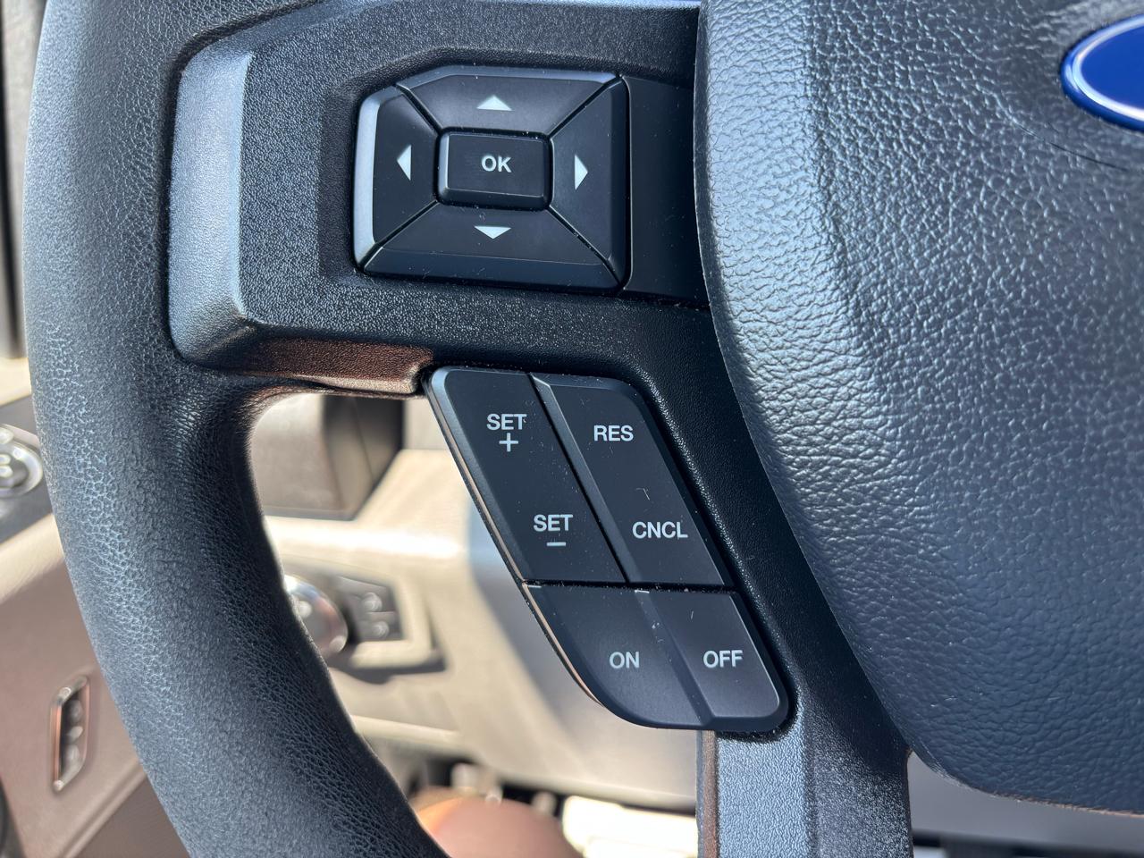 Ford Super Duty F-250 SRW XLT 4WD Reg Cab 8' Box 2019