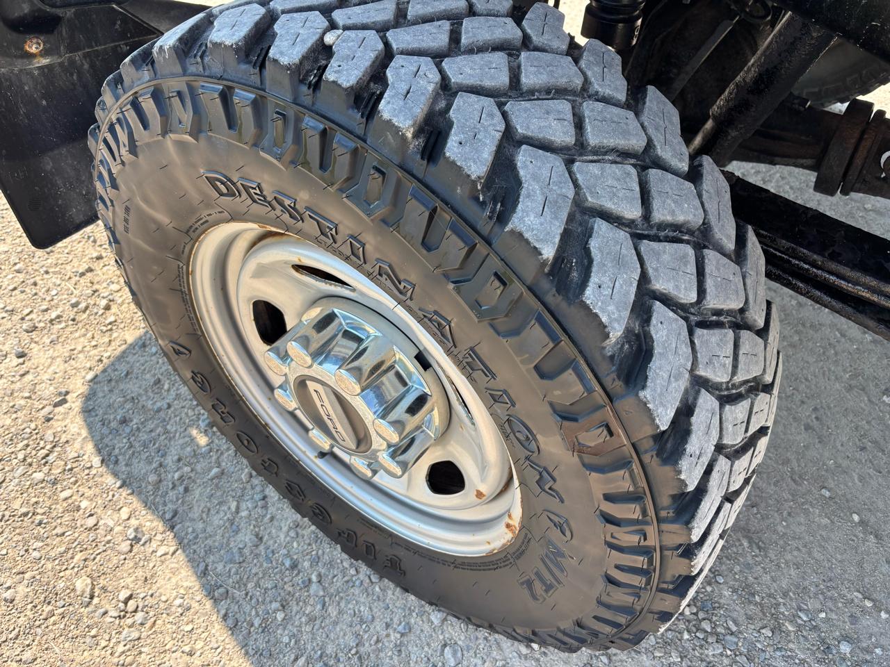 Ford Super Duty F-250 SRW XLT 4WD Reg Cab 8' Box 2019