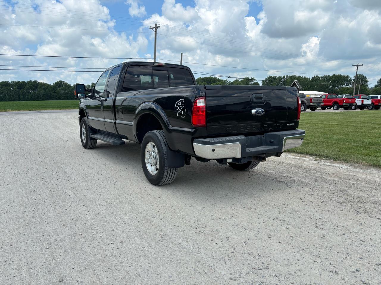 Ford Super Duty F-250 SRW 4WD SuperCab 142" XLT 2016