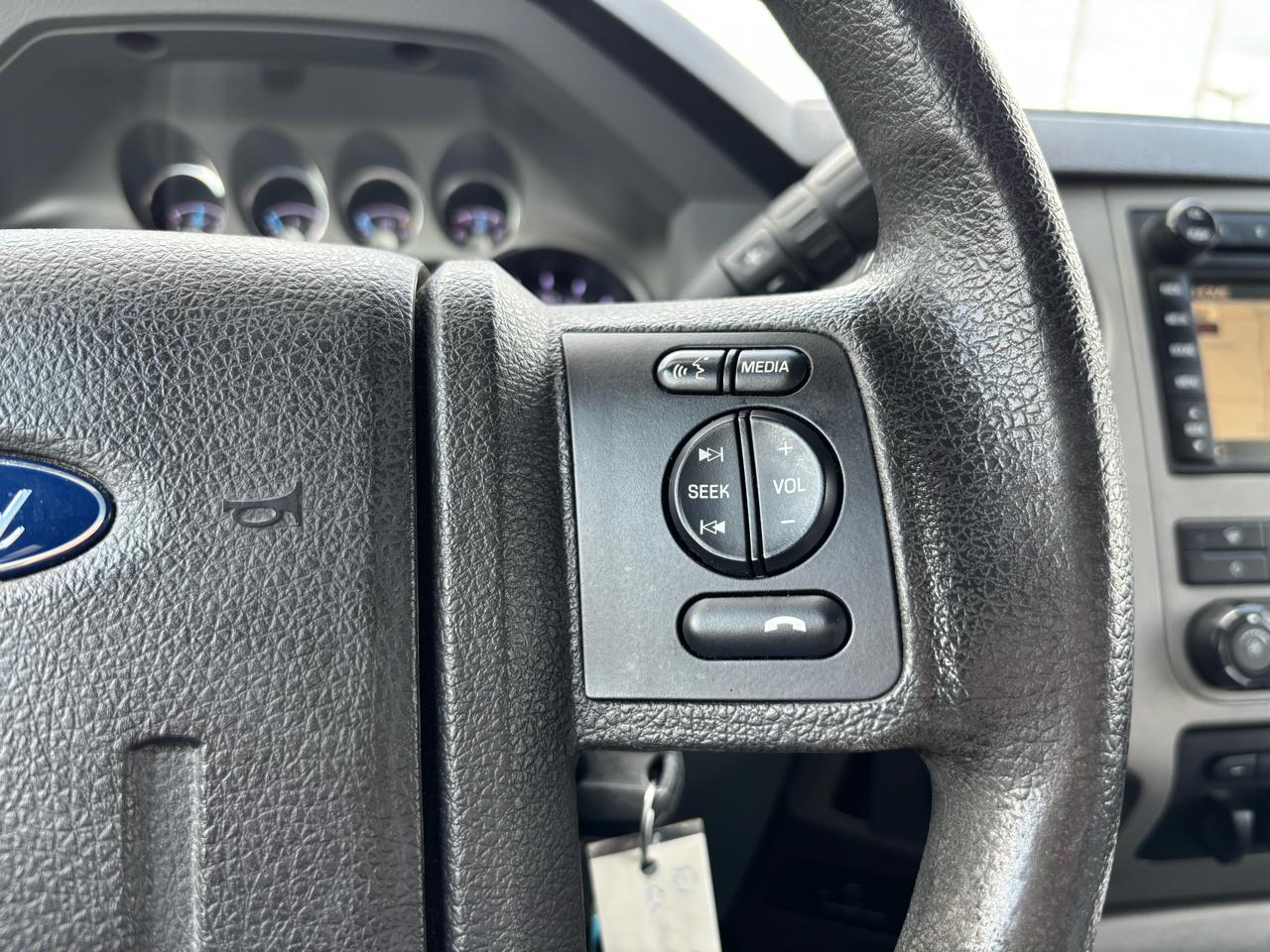 Ford Super Duty F-250 SRW 4WD SuperCab 142" XLT 2016