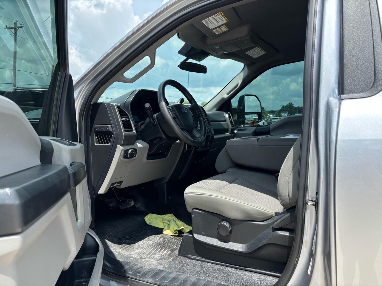 Ford Super Duty F-250 SRW XLT 4WD Reg Cab 8' Box 2021