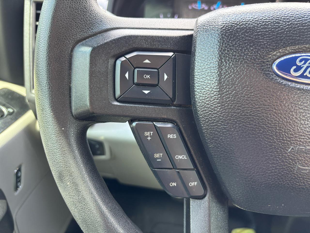 Ford Super Duty F-250 SRW XLT 4WD Reg Cab 8' Box 2021