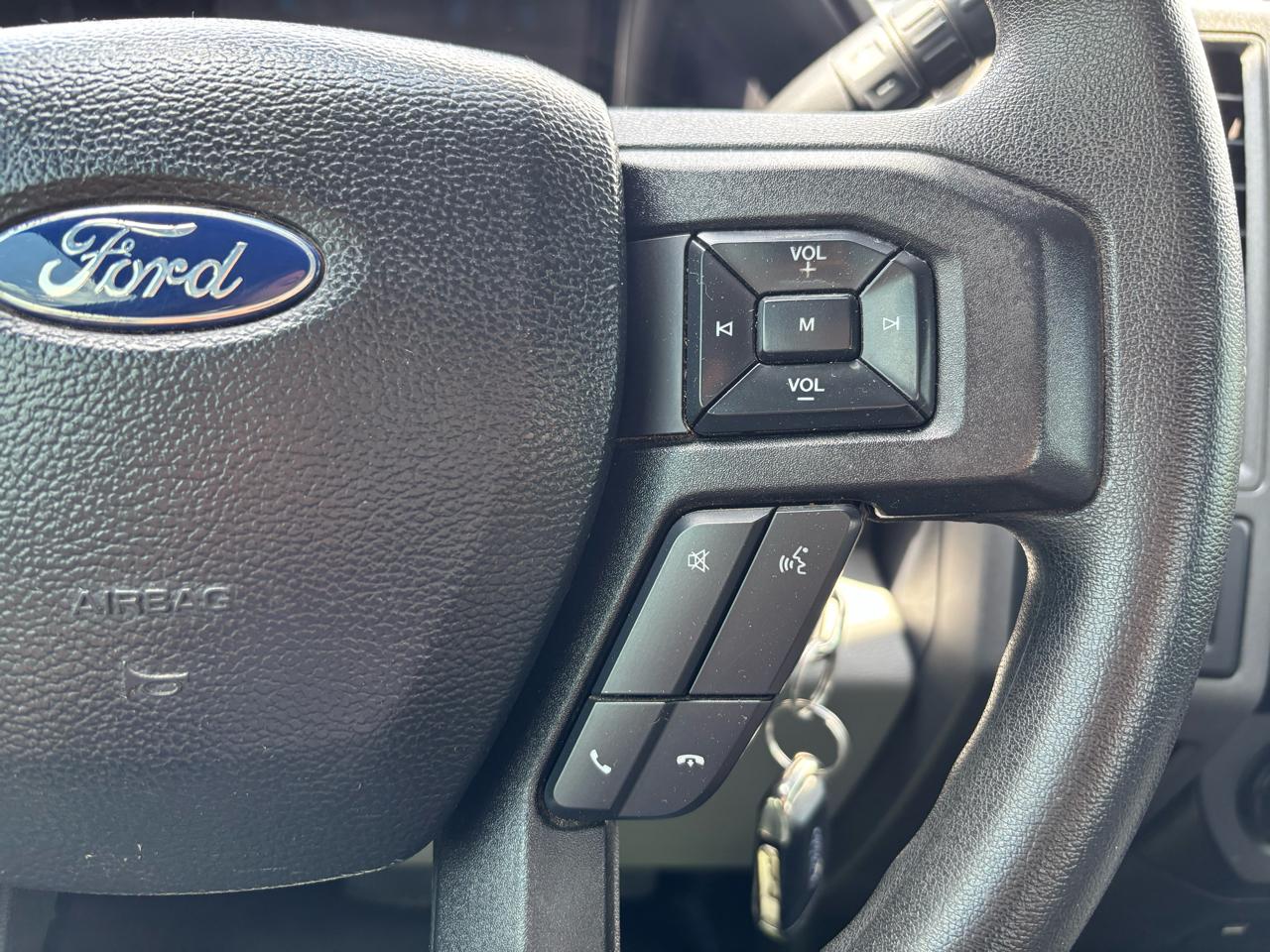Ford Super Duty F-250 SRW XLT 4WD Reg Cab 8' Box 2021