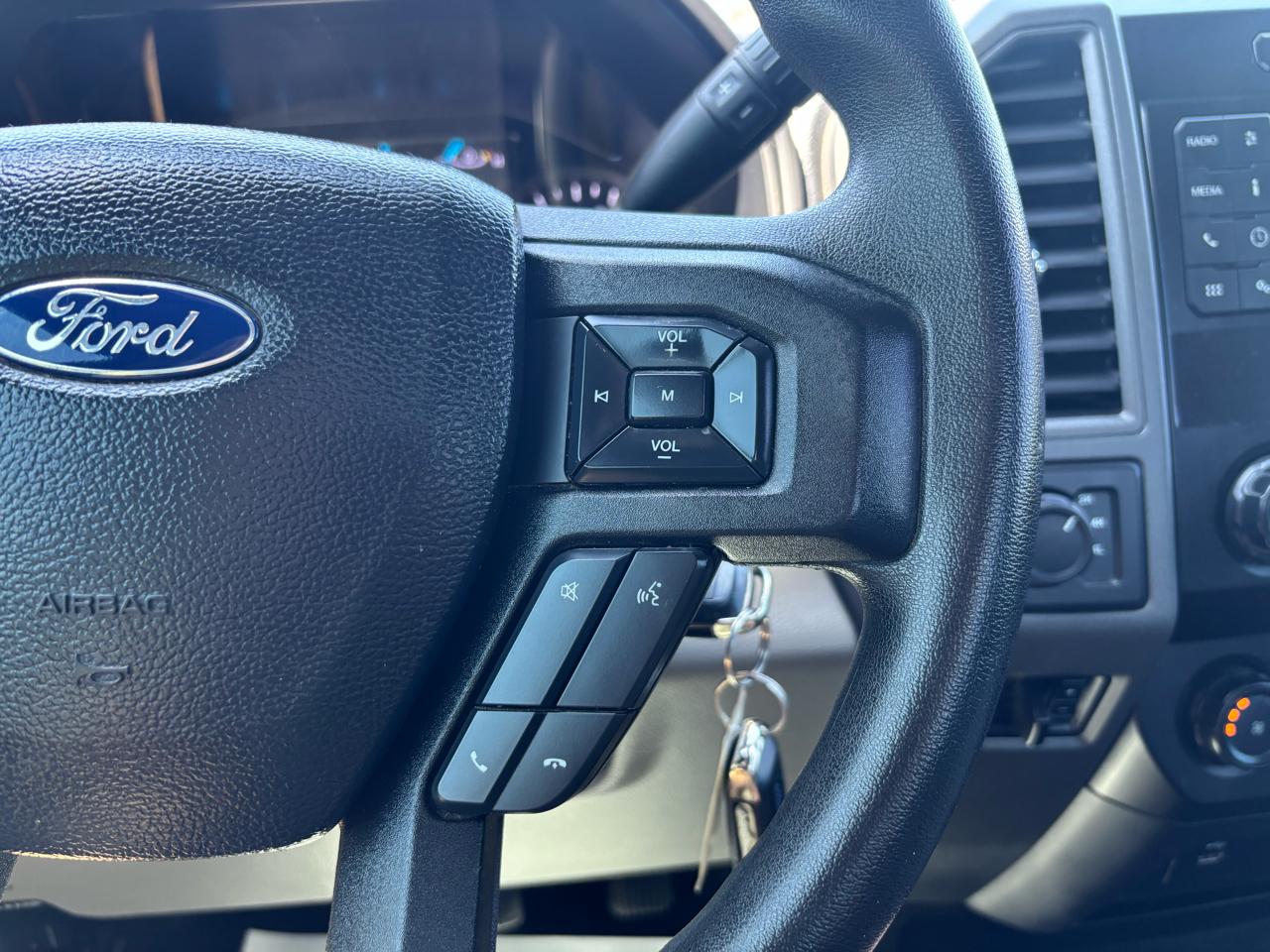 Ford Super Duty F-250 SRW XLT 4WD Reg Cab 8' Box 2021