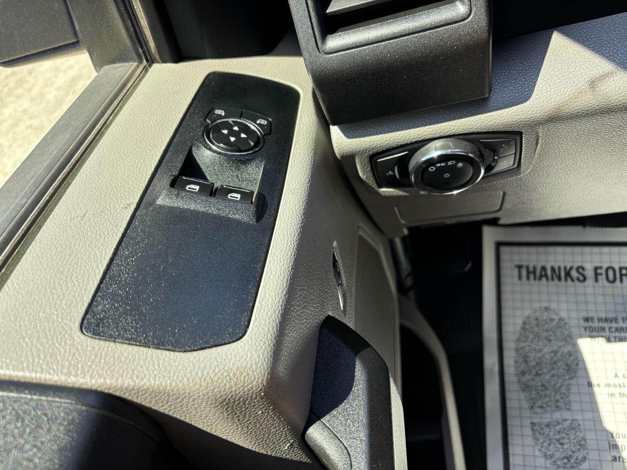 Ford Super Duty F-250 SRW XLT 4WD Reg Cab 8' Box 2021