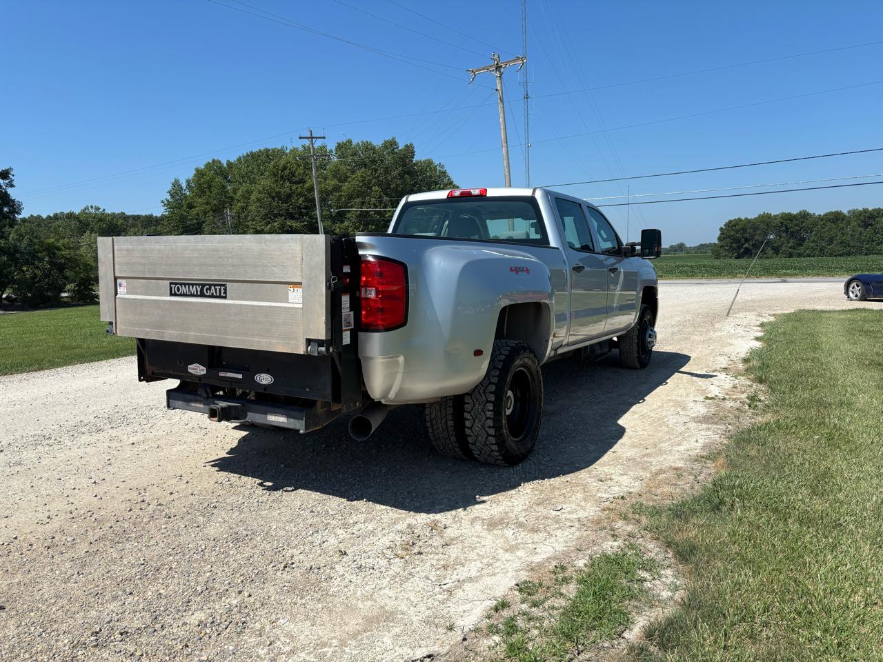 Chevrolet Silverado 3500HD 4WD Crew Cab 167.7" Work Truck 2017