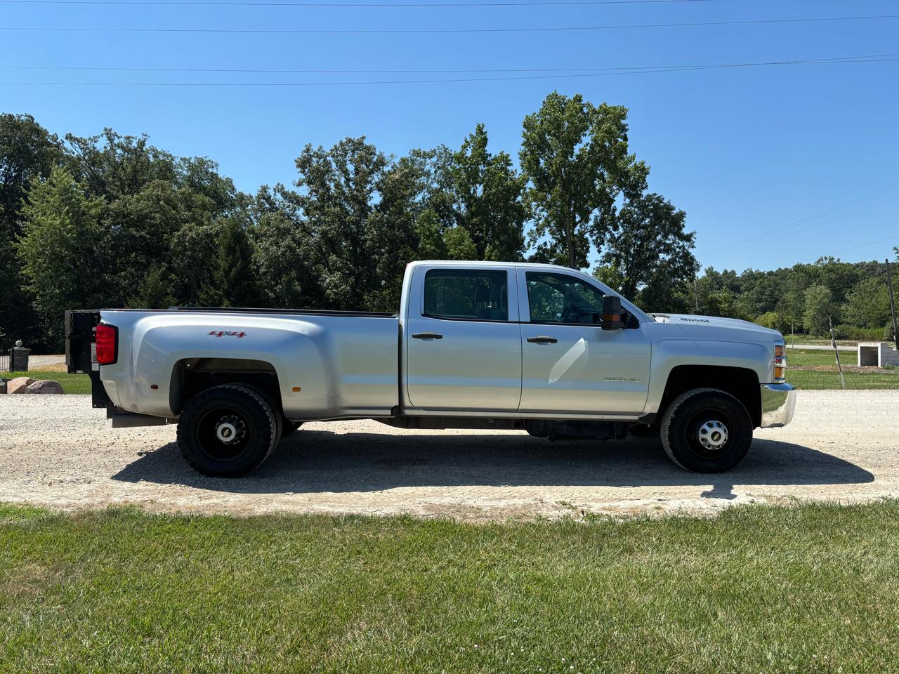 Chevrolet Silverado 3500HD 4WD Crew Cab 167.7" Work Truck 2017
