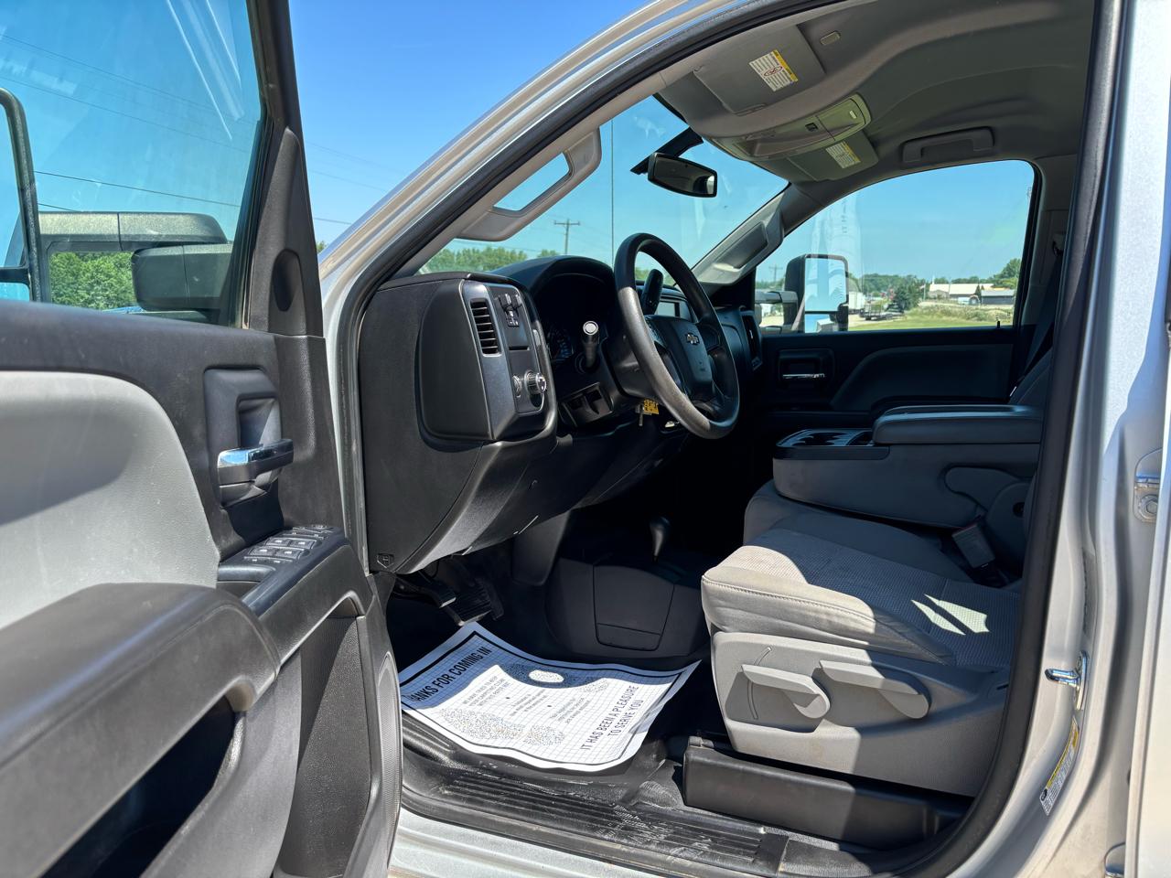 Chevrolet Silverado 3500HD 4WD Crew Cab 167.7" Work Truck 2017