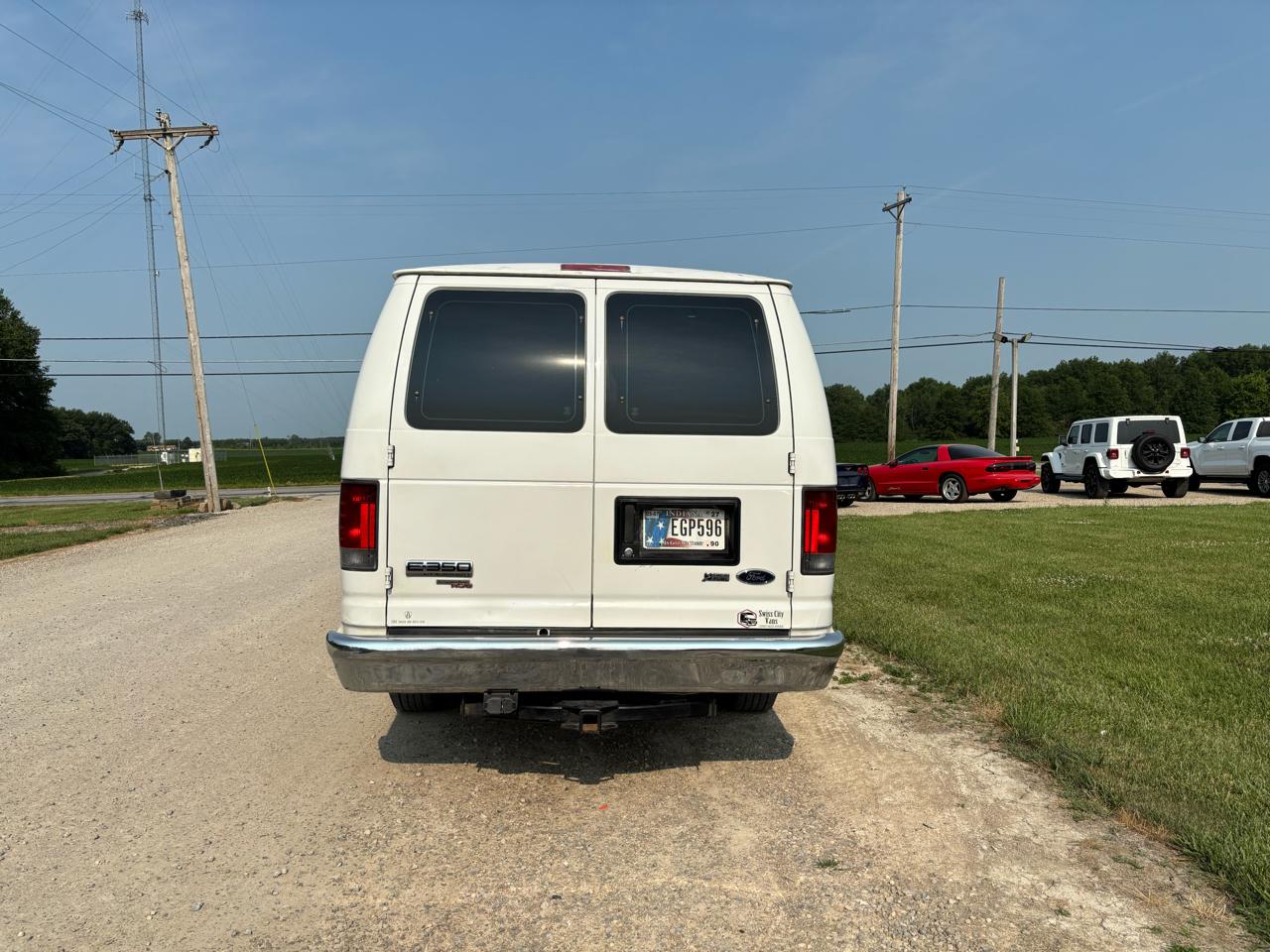 Ford Econoline Wagon E-350 Super Duty Ext XLT 2013