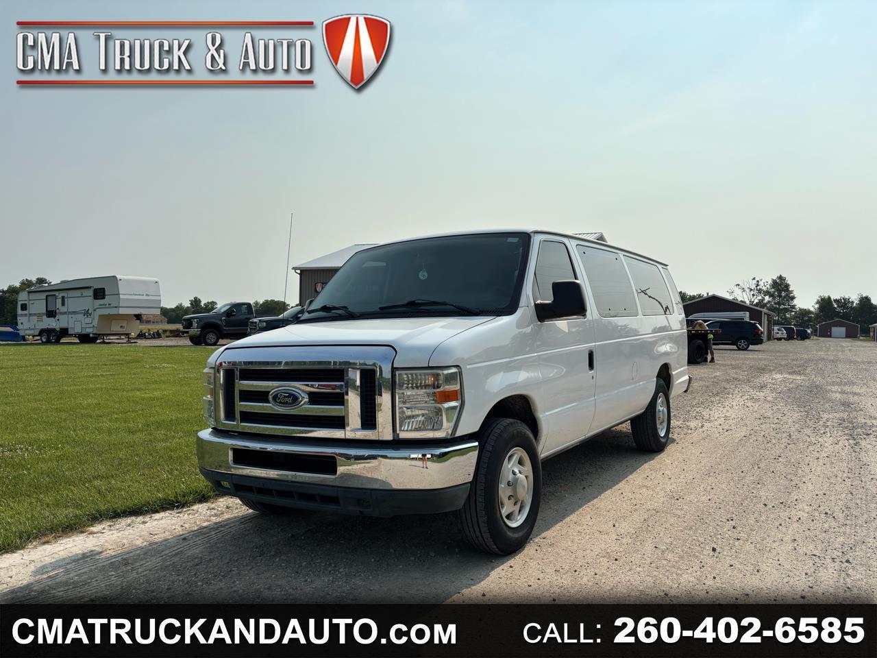 Ford Econoline Wagon E-350 Super Duty Ext XLT 2013