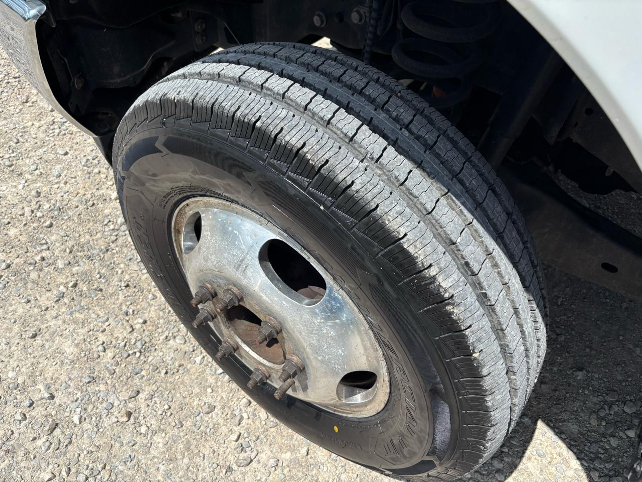 Ford Super Duty F-350 DRW XLT 4WD SuperCab 8' Box 2019