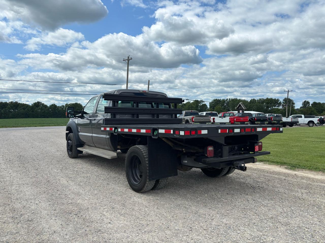 Ford Super Duty F-550 DRW 4WD Crew Cab 176" WB 60" CA XL 2014