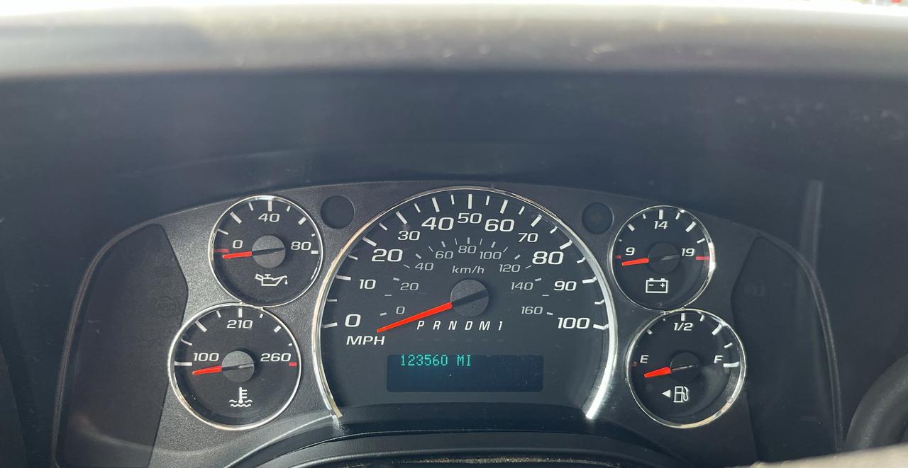 Chevrolet Express Passenger RWD 3500 155" LT w/1LT 2017