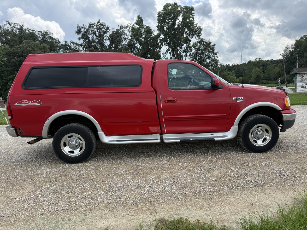 Ford F-150 Reg Cab 120" 4WD XL 2000
